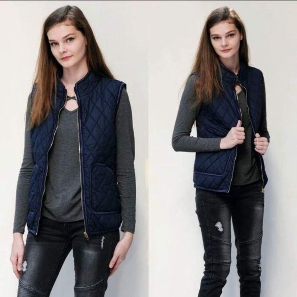 Roly Poly Navy Quilted Zip up Pocketed Puffer Vest Large